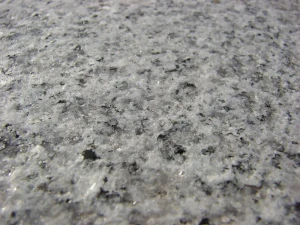 Płytka granitowa szara płomieniowana G603_2.webp