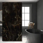 Onice Black Lux sukepintas kvarcas 324x162x1,2 cm