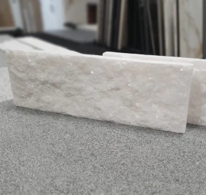 Kamień dekoracyjny marmurowy Pure White Brick 7x30