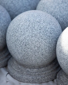 Ogrodowa Kula Granitowa polerowana G603 fi 30 cm 2