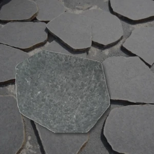 Kamień na ścieżki | Płytki ogrodowe G690 Bazalt Black Płomieniowany 40x60x3 cm