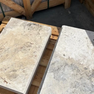 Trawertyn Silver Latte Bębnowany 61x61x3 cm 7