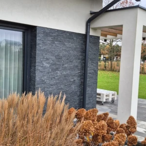 Kamień elewacyjny-dekoracyjny kwarcytowy czarny Stackstone Black 10x36 cm 3