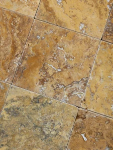 Trawertyn Yellow Szlifowany Niewypełniony Modern Tumbled 20,3x20,3x1,2 cm