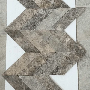 Trawertyn Silver Bębnowany 7,5x30,5 10mm Chevron