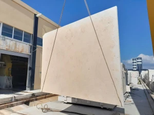 Slaby trawertynowe Light VC Szlifowane & Szczotkowane 2cm