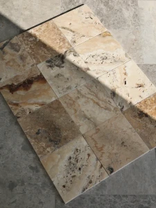 Trawertyn Philadelphia Niewypełniony Szlif Bębnowany 20,3x20,3x1,2 cm